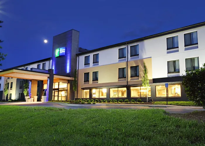 Hotel: Holiday Inn Express Brentwood-South Cool Springs By Ihg